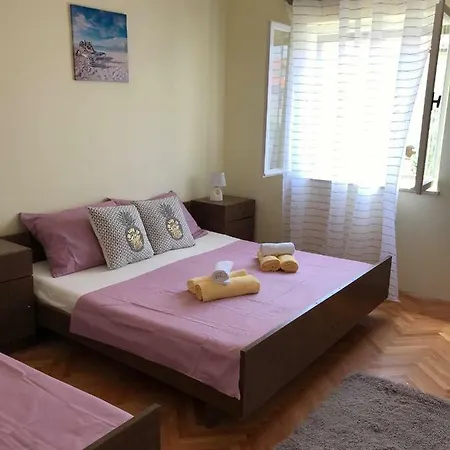 Apartman Bretia 公寓 *